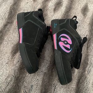 Womens heelys